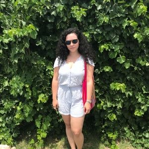 Meet your Posher, Daniela